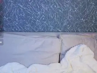 Camsoda Watch Live Sex Cams of kira-gold