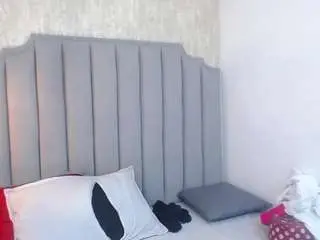 Camsoda Live Porn of maya-curvy