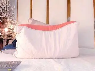 Camsoda Free Live Porn of julietajackson23