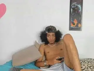 Camsoda Nude Webcam of sweet-rosse72