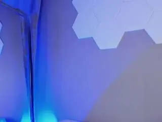 Camsoda Free Live Porn of xiaphoenix