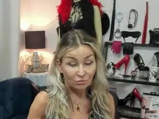 Camsoda Free Porn Cam of luxcrystal