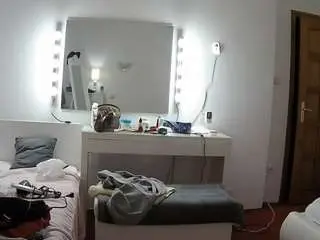 Camsoda Free Live Porn of voyeurcam-julmodels-living-6
