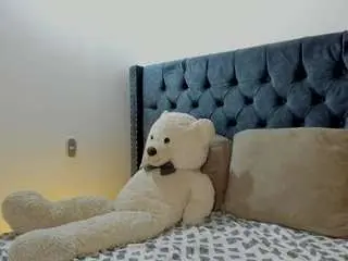Camsoda Nude Webcam of sophia-lopeez