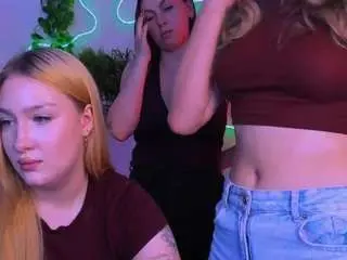 Camsoda Adult Webcam of playful-sophie