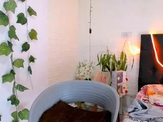 Camsoda Live Porn of laura-honey1