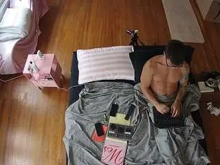 Camsoda Adult Webcams of voyeurcam-celticiron-01