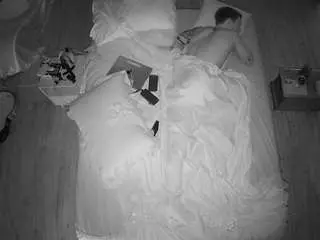 Camsoda Adult Webcams of voyeurcam-celticiron-01