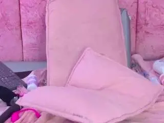 Camsoda Best live sex cam show of emmacurvy