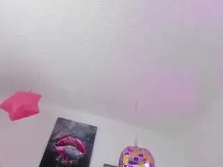 Camsoda Live Sex Cam of eily-wish