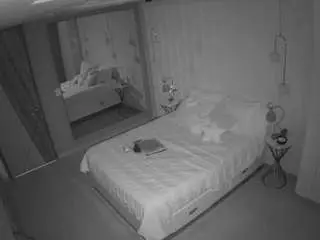 Camsoda Live Sex Cam of voyeurcam-casa-salsa-bedroom-2