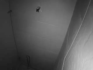 Camsoda Private Sex Chat of voyeurcam-jb-shower-1