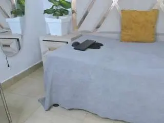 Camsoda Free Porn Cam of angelkyraasm