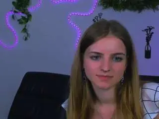 Camsoda Sex Cam of monica-xcx