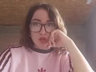 Camsoda Free Porn Cam of mimidugal