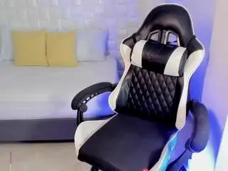 Camsoda Free Live Porn of antonella-lovee