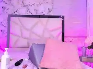 Camsoda Sex Cam of lili-jhs