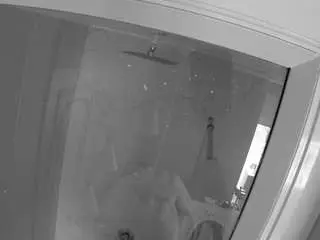 Camsoda Nude Webcam of voyeurcam-casa-salsa-bathroom-12