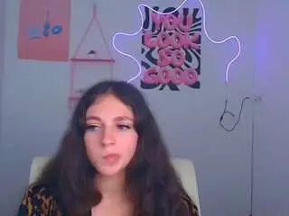 Camsoda Free Porn Cam of olivialiveu