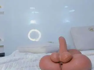 Camsoda Adult Video Chat of zenda-evans