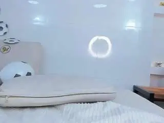 Camsoda Private Sex Chat of zenda-evans