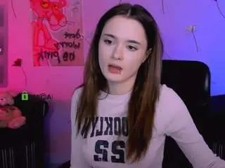 Camsoda Adult Webcams of liana-kisses