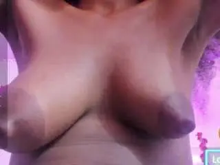 Camsoda Sex Cam of anamyle22