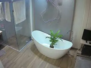 Camsoda Free Porn Cam of voyeurcam-casa-salsa-bathroom-5