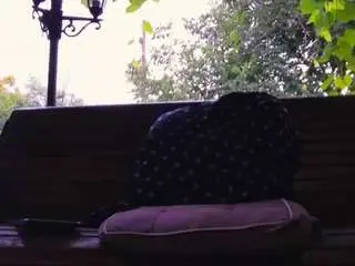Camsoda Live Sex Cam of mellysquirtybiglabia