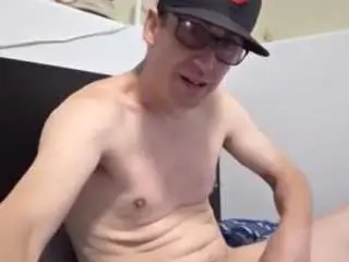 Camsoda Free Live Porn of cumzzz2012