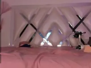 Camsoda Sex Cam of mia-royal