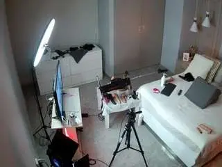Camsoda Adult Video Chat of voyeurcam-casa-salsa-bedroom-12
