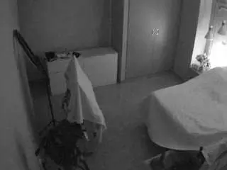 Camsoda Live Sex of voyeurcam-casa-salsa-bedroom-12