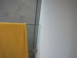 Camsoda Live Sex of voyeurcam-casa-salsa-bathroom-7