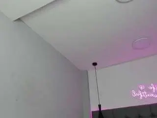 Camsoda Private Sex Chat of scarletcherry18