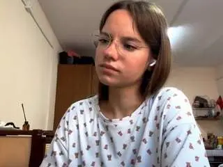 Camsoda Nude Webcam of ethylpicklesimer