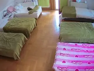Camsoda Sex Cam of voyeurcam-julmodels-bed-6