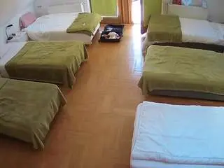 Camsoda Sex Chat of voyeurcam-julmodels-bed-6