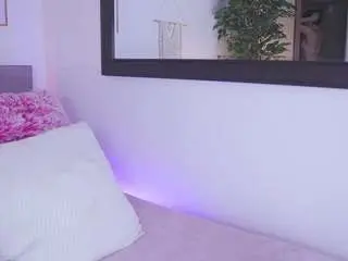 Camsoda Free Live Porn of lia-mackenzie
