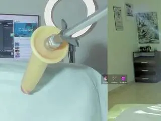 Camsoda Watch Live Sex Cams of emily-philip
