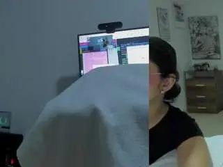 Camsoda Adult Video Chat of emily-philip