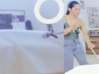 Camsoda Free Porn Cam of emily-philip