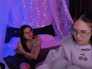 Camsoda Sex Cam of mona-cloud