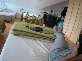 Camsoda Free Porn Cam of voyeurcam-julmodels-bed-1