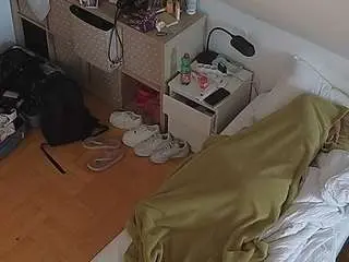 Camsoda Free Porn Cam of voyeurcam-julmodels-bed-7