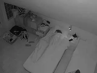 Camsoda Watch Live Sex Cams of voyeurcam-julmodels-bed-7