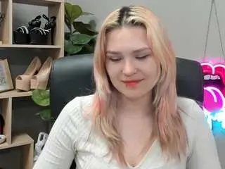 Camsoda Sex Cam of sweetlilyxo
