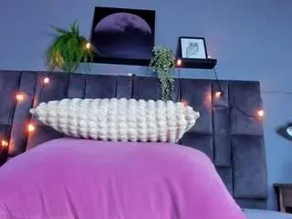Camsoda Adult Video Chat of dulceaurora1