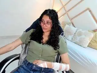 Camsoda Watch Live Sex Cams of sammy-holmes