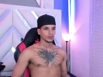 Chaturbate Free Porn Cam of owen_blaze3